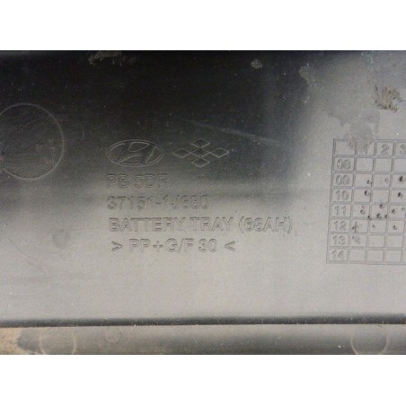 PODSTAWA AKUMULATORA I20 12-14 LIFT 1.2 BENZYNA