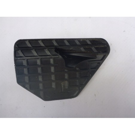 WSPORNIK ZDERZAKA PRZÓD LEWY HYUNDA I20 12-14 LIFT