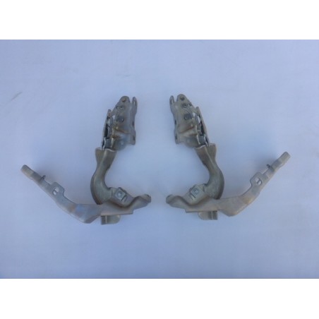 ZAWIAS MASKI LEWY PRAWY MERCEDES W176 X156 12-