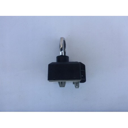 STACYJKA Z KLUCZYKIEM MERCEDES A-KLASA W176 12-