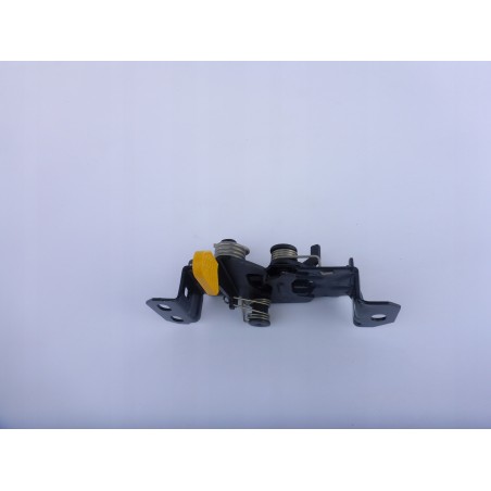 ZAMEK MASKI MERCEDES W176 W246 C117 12- NOWY OE