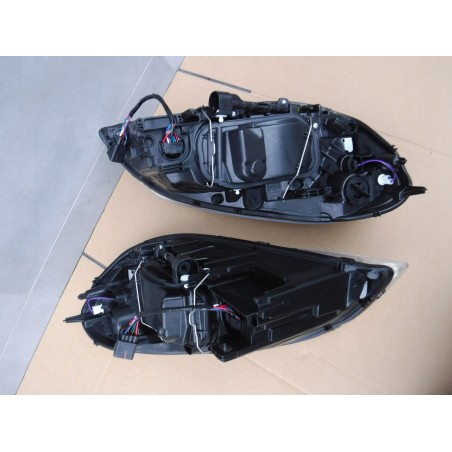 LAMPA REFLEKTOR PRZÓD LEWA PRAWA VOLVO XC60 08-13