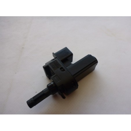 CZUJNIK SPRZĘGŁA FORD ECOSPORT 13-