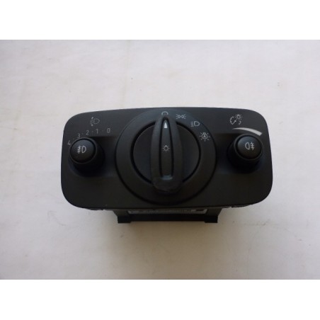 WŁĄCZNIK PANEL ŚWIATEŁ FORD ECOSPORT 13-