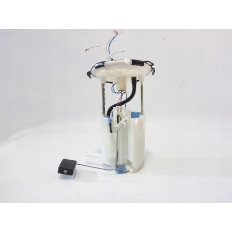 POMPA PALIWA LEXUS IS III 300H 13- UK