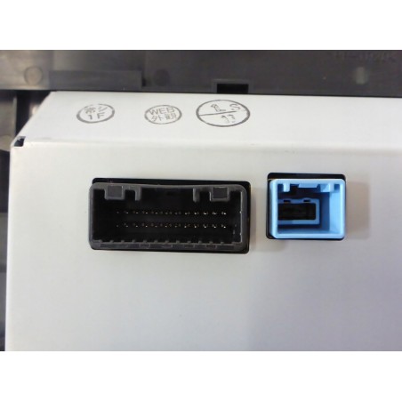 EKRAN WYŚWIETLACZ LEXUS IS III 300H 13-