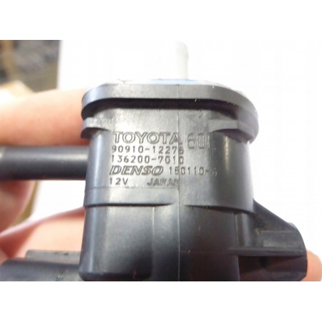 ZAWÓR PODCIŚNIENIA LEXUS IS III 300H 13-