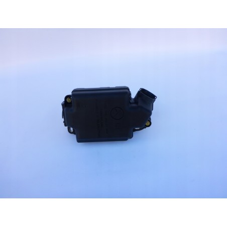 OBUDOWA BEZPIECZNIKÓW FIAT 500L 12- 1.6 M-JET