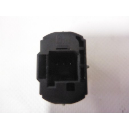 PRZYCISK WŁĄCZNIK AWARYJNYCH OPEL ASTRA V K HB 15-