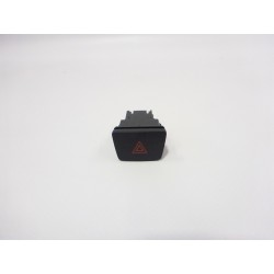 WŁĄCZNIK ŚWIATEŁ AWARYJNYCH FIESTA ST MK8 17-