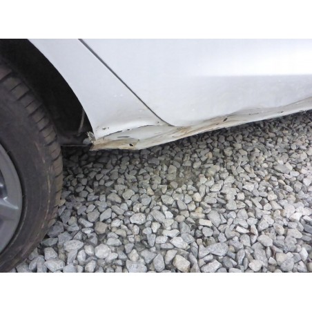 DRZWI PRAWY TYŁ FORD FIESTA MK8 5D 17- HH