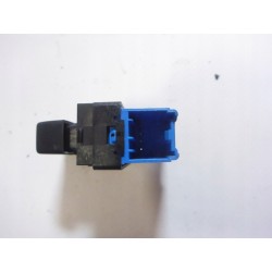 PRZYCISK BLOKADY DRZWI OPEL KARL VIVA 15- 1,0 12V