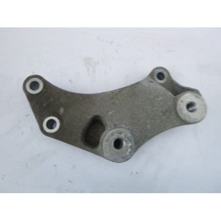 ŁAPA WSPORNIK SKRZYNI OPEL CORSA E 14- 1.4 16V