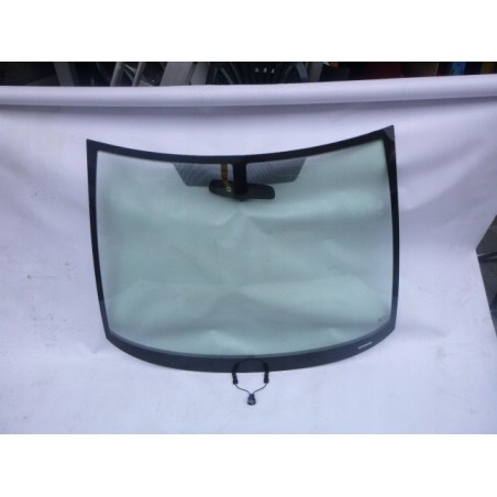 SZYBA PRZEDNIA CZOŁOWA GRZANA OPEL CORSA E 5D 15R