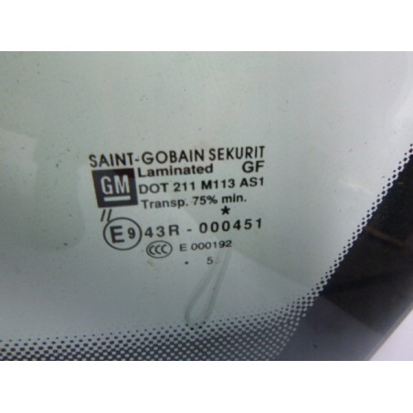 SZYBA PRZEDNIA CZOŁOWA GRZANA OPEL CORSA E 5D 15R