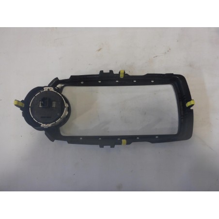 PANEL RAMKA NAWIGACJI TOYOTA YARIS III 11- UK