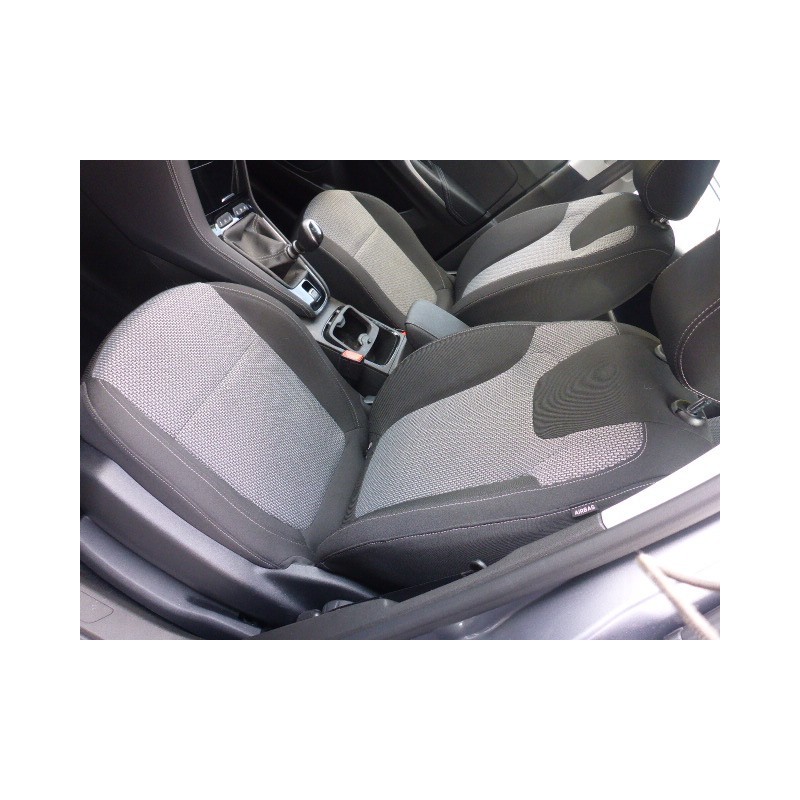 FOTELE PRZÓD TYŁ PASY BOCZKI OPEL GRANDLAND X 17-