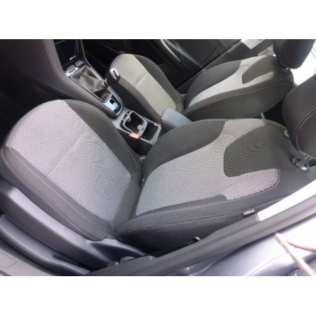 FOTELE PRZÓD TYŁ PASY BOCZKI OPEL GRANDLAND X 17-