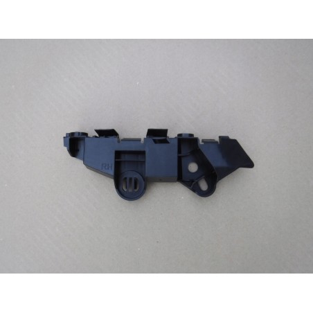 ŚLIZG MOCOWANIA ZDERZAKA PRZÓD CORSA E 2014-