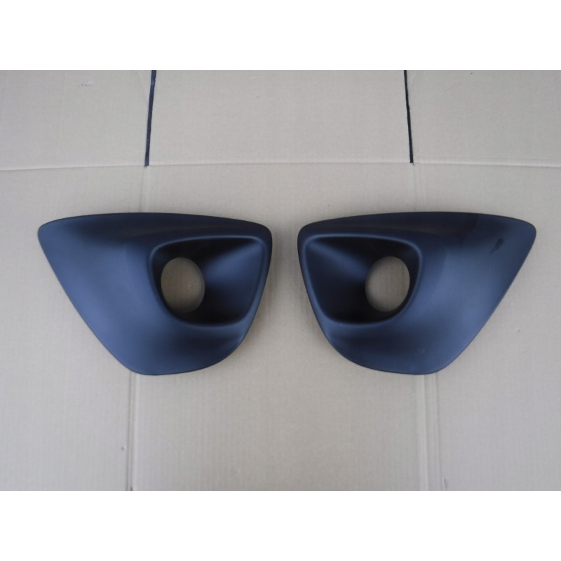 KRATKA RAMKA HALOGENU LEWA PRAWA OPEL VIVARO 14-