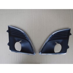 KRATKA RAMKA HALOGENU LEWA PRAWA CRUZE 13- LIFT