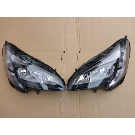 LAMPA REFLEKTOR PRZÓD LEWA PRAWA CORSA E 2014-