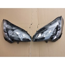 LAMPA REFLEKTOR PRZÓD LEWA PRAWA CORSA E 2014-