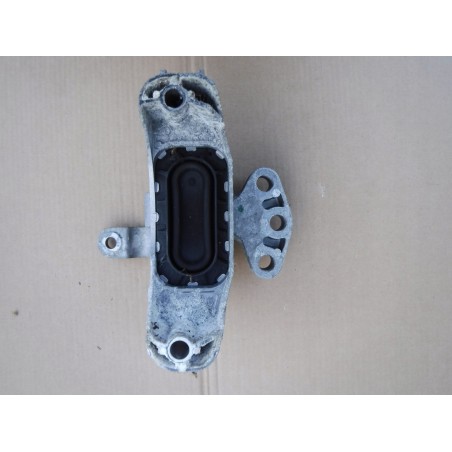 ŁAPA PODUSZKA SILNIKA ASTRA J IV 2009-