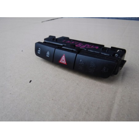 PRZYCISK PRZEŁĄCZNIK AWARYJNYCH OPEL INSIGNIA A 08