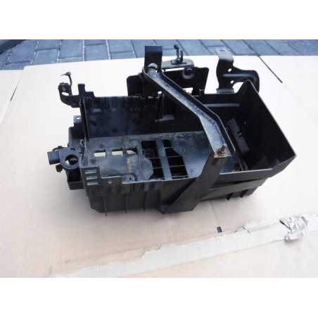 PODSTAWA OBUDOWA AKUMULATORA ASTRA J IV KOMBI 09-