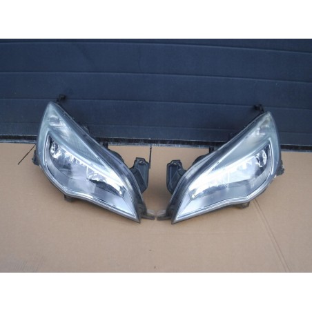 LAMPA PRZÓD LEWA PRAWA ASTRA J IV 09-