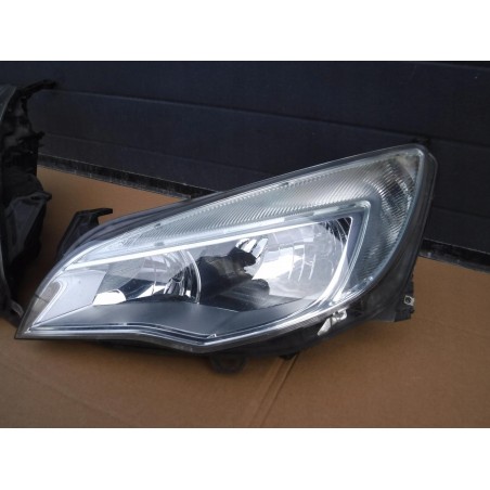 LAMPA PRZÓD LEWA PRAWA ASTRA J IV 09-