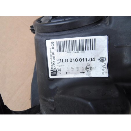 LAMPA PRZÓD LEWA PRAWA ASTRA J IV 09-