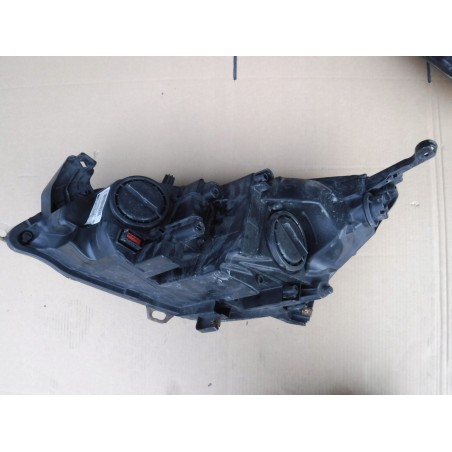 LAMPA PRZÓD LEWA PRAWA ASTRA J IV 09-