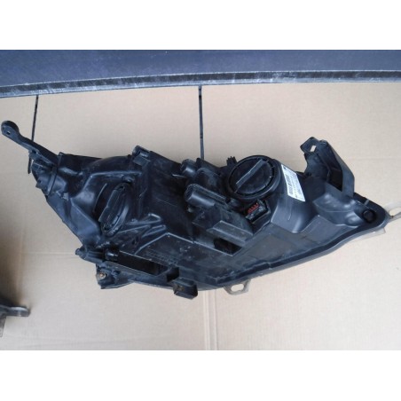 LAMPA PRZÓD LEWA PRAWA ASTRA J IV 09-