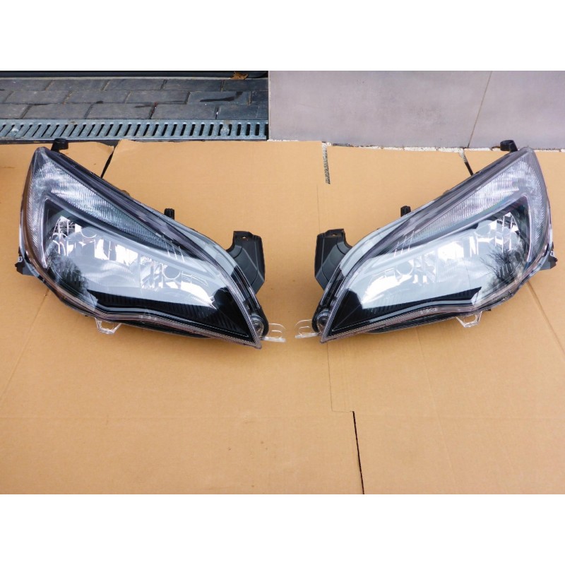 LAMPA LEWA PRAWA PRZÓD PRZEDNIA OPEL ASTRA J 2009-