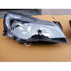 LAMPA LEWA PRAWA PRZÓD PRZEDNIA OPEL ASTRA J 2009-