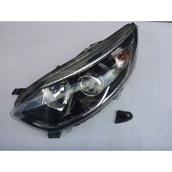 LAMPA REFLEKTOR LEWY PRZÓD RENAULT CAPTUR 13- UK