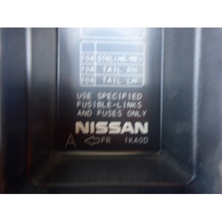 OBUDOWA SKRZYNKA BEZPIECZNIKÓW NISSAN JUKE 10-