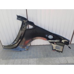 BŁOTNIK ĆWIARTKA POSZYCIE PRAWY TYŁ NISSAN 370Z