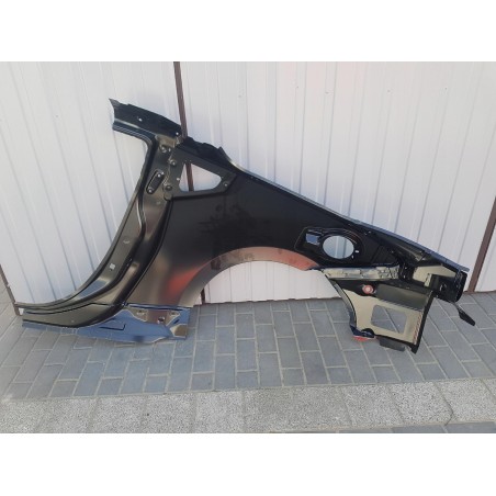 BŁOTNIK ĆWIARTKA POSZYCIE PRAWY TYŁ NISSAN 370Z