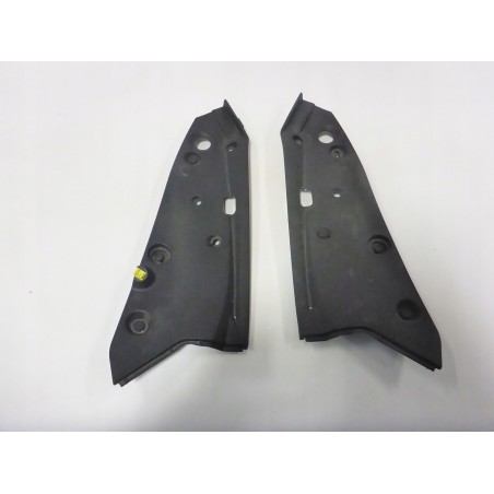 OSŁONA LAMPY LEWA PRAWA SUZUKI KIZASHI 09-