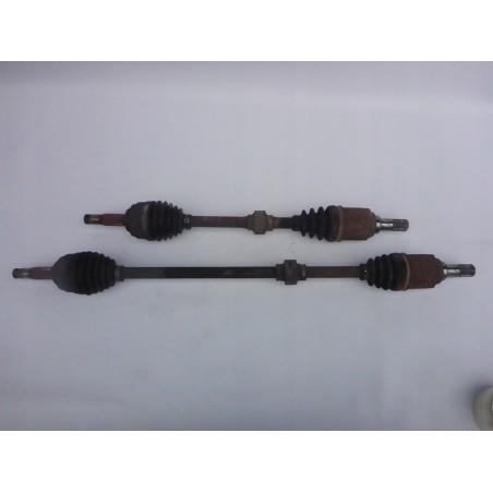 PÓŁOŚ LEWA PRAWA PRZÓD NISSAN CUBE 1.4 B 02-