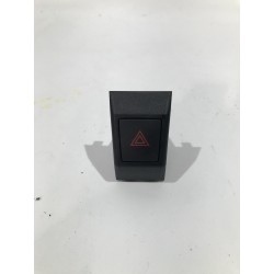 PRZYCISK ŚWIATEŁ AWARYJNYCH LEON IV KL 20-