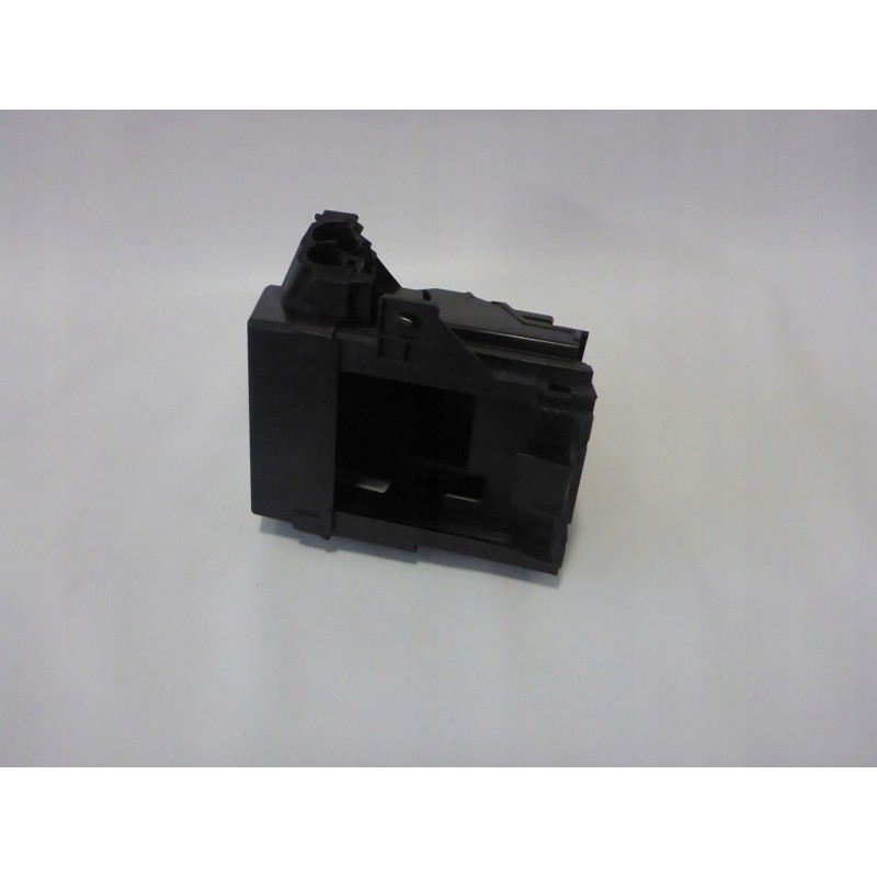 OBUDOWA BEZPIECZNIKÓW NISSAN NOTE E12 13- 1.5 DCI