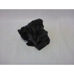 OBUDOWA BEZPIECZNIKÓW NISSAN NOTE E12 13- 1.5 DCI