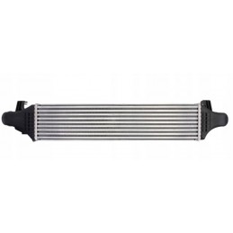 CHŁODNICA INTERCOOLER GLA X156 1.6T 2.1D 13-