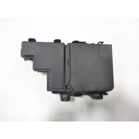 OBUDOWA SKRZYNKA BEZPIECZNIKÓW RENAULT KADJAR 15-