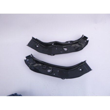 PAS PRZÓD OKULAR LAMPY PRZEDNI OUTLANDER III 12-