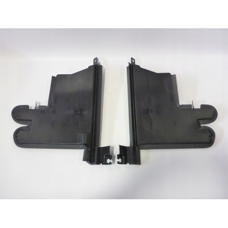 KIEROWNICA POWIETRZA LEWA PRAWA LEAF II ZE1 17-